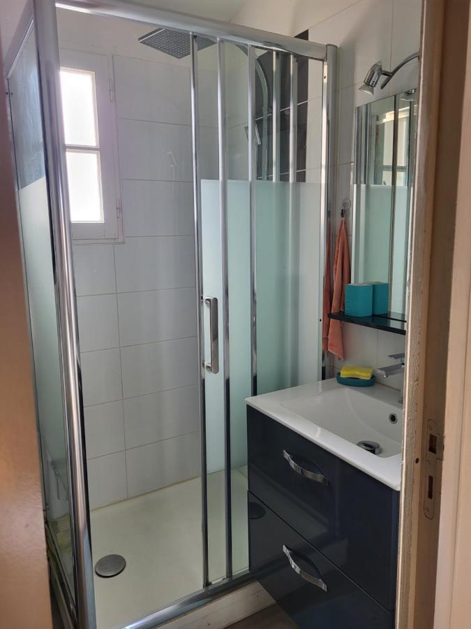 Villa Aux Capellans Sur La Marina Pour 4 Personnes - Vue Marina - Parking - Plage A 5 Min A Pied Saint-Cyprien  Exterior photo